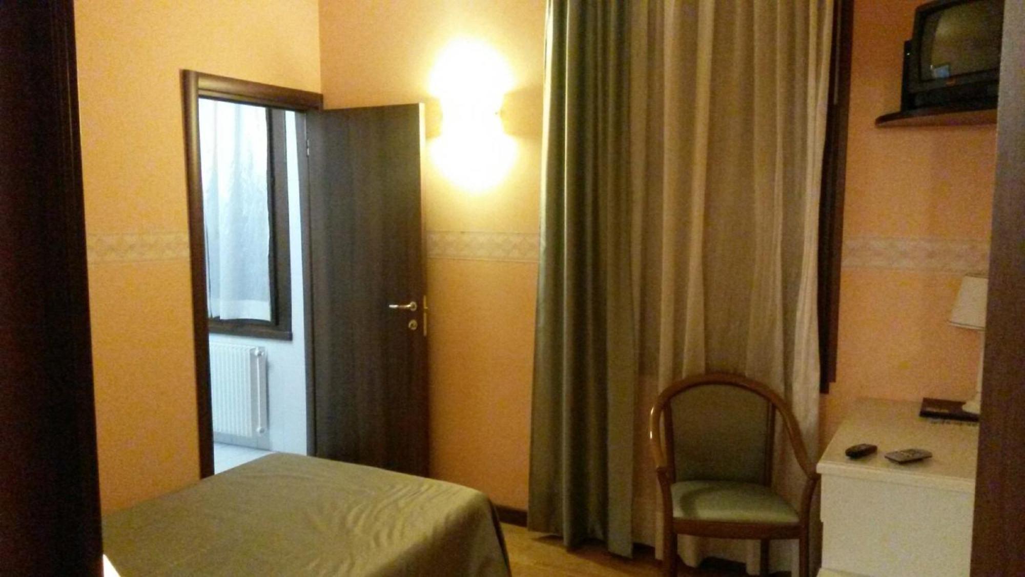 Albergo Ristorante Flora Vittorio Veneto Quarto foto